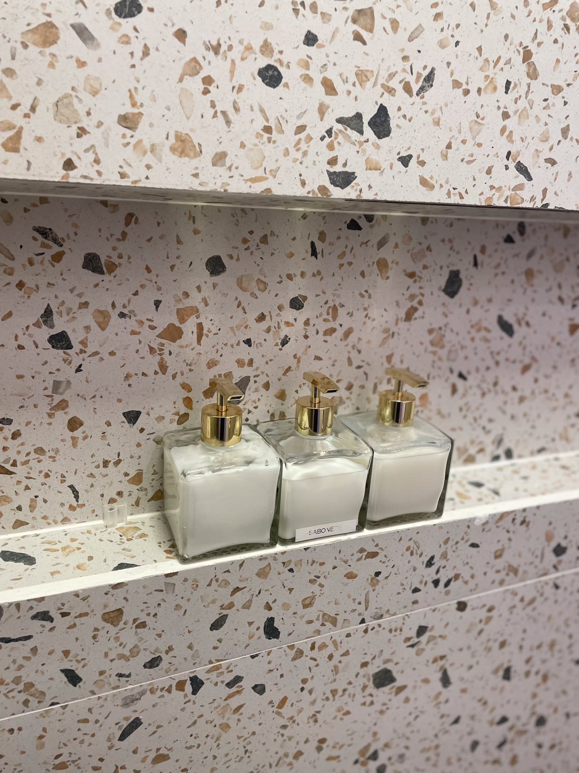 Le Petit Rosé — jacuzzi e vista